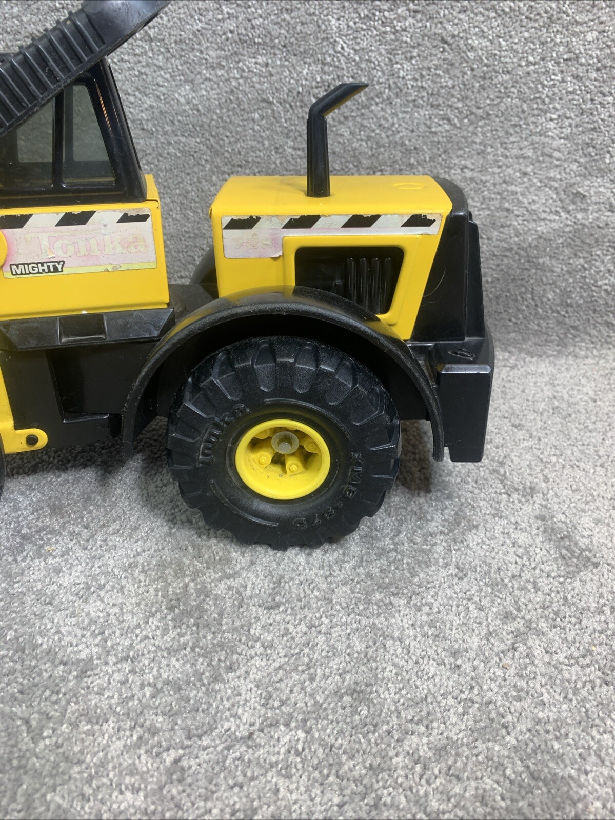 1999 Hasbro Tonka Truck “Mighty Front Loader” #728 Steel 21” inch M-7457-1 Used