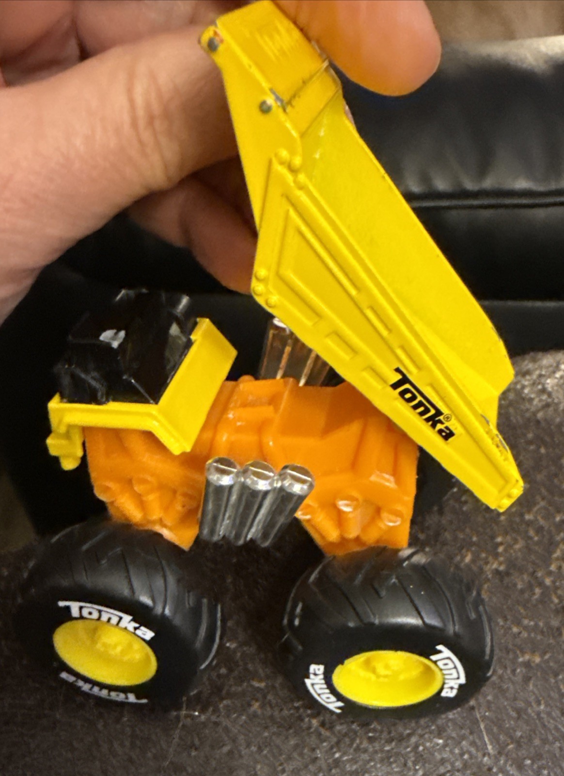 Tonka Monster Metal Movers Monster Dump Truck