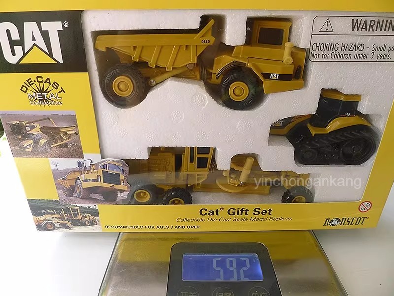 3 Norscot 1/64 Caterpillar Die-Cast CAT D6H Challenger 45 Challenger 85D