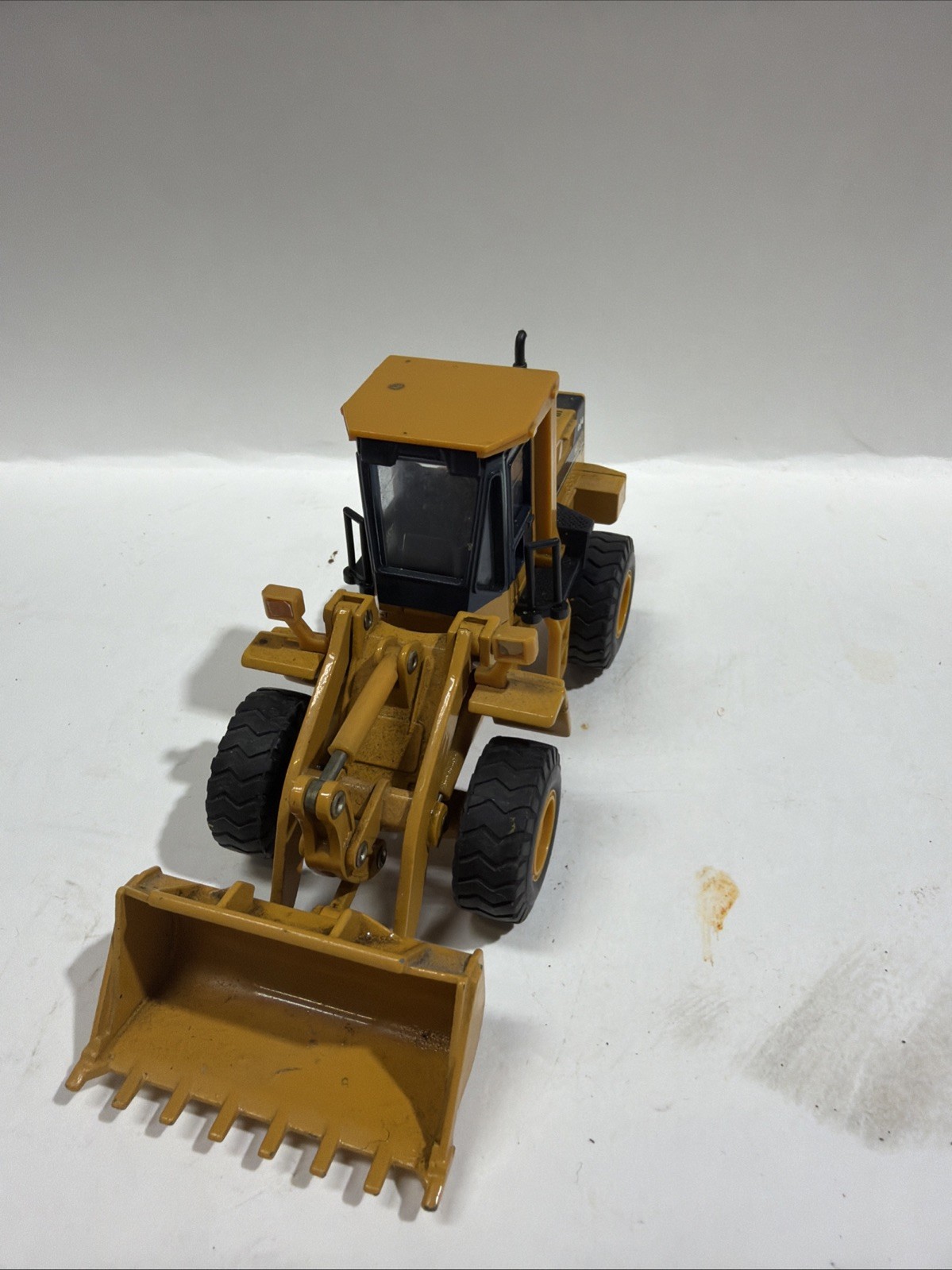 1:50 SCALE SHINSEI KOMATSU #615 WA350 LOADER DIE CAST TOY JAPAN