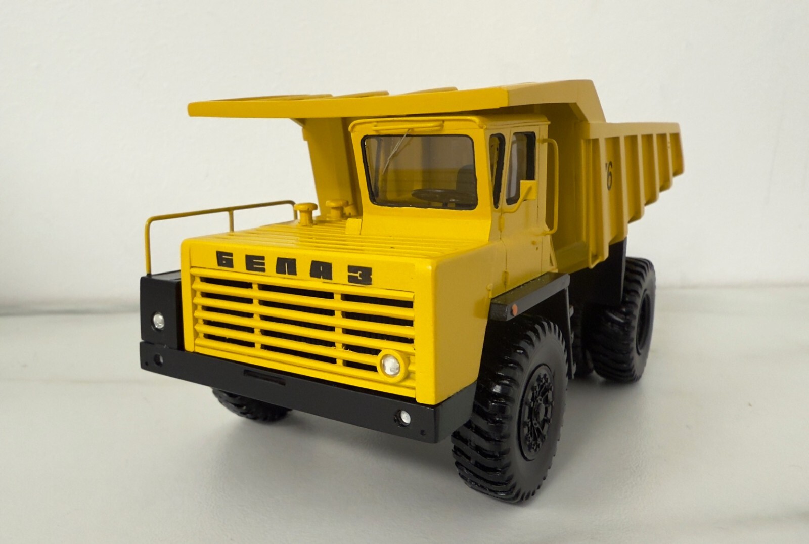 Resin 3D 1/50 BelAZ 540A Dump – Custom Built by Fankit Models