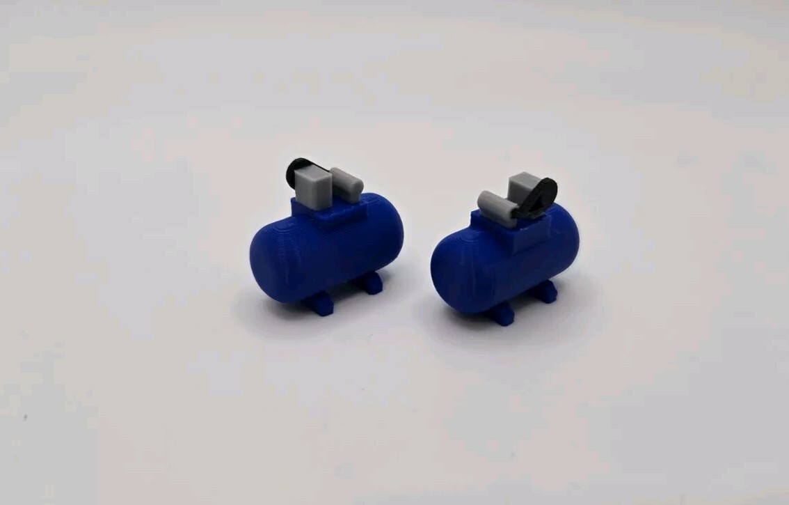 1/50 Scale Small Shop Compressor *2 Pack* in Blue