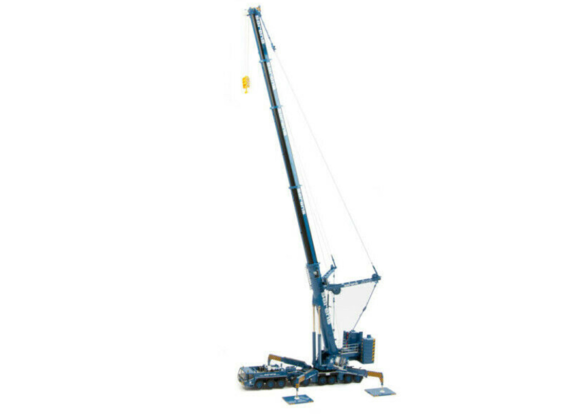1/50 IMC SARENS DEMAG AC 700 MOBILE CRANE