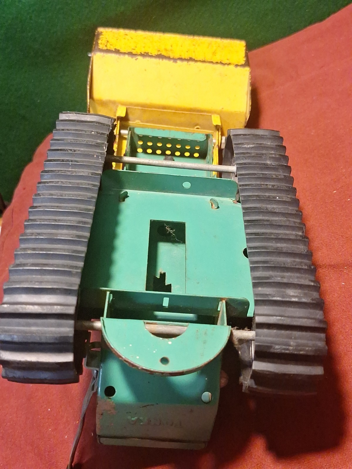 Vintage Tonka Front End Loader Green & Yellow 5” x 12”