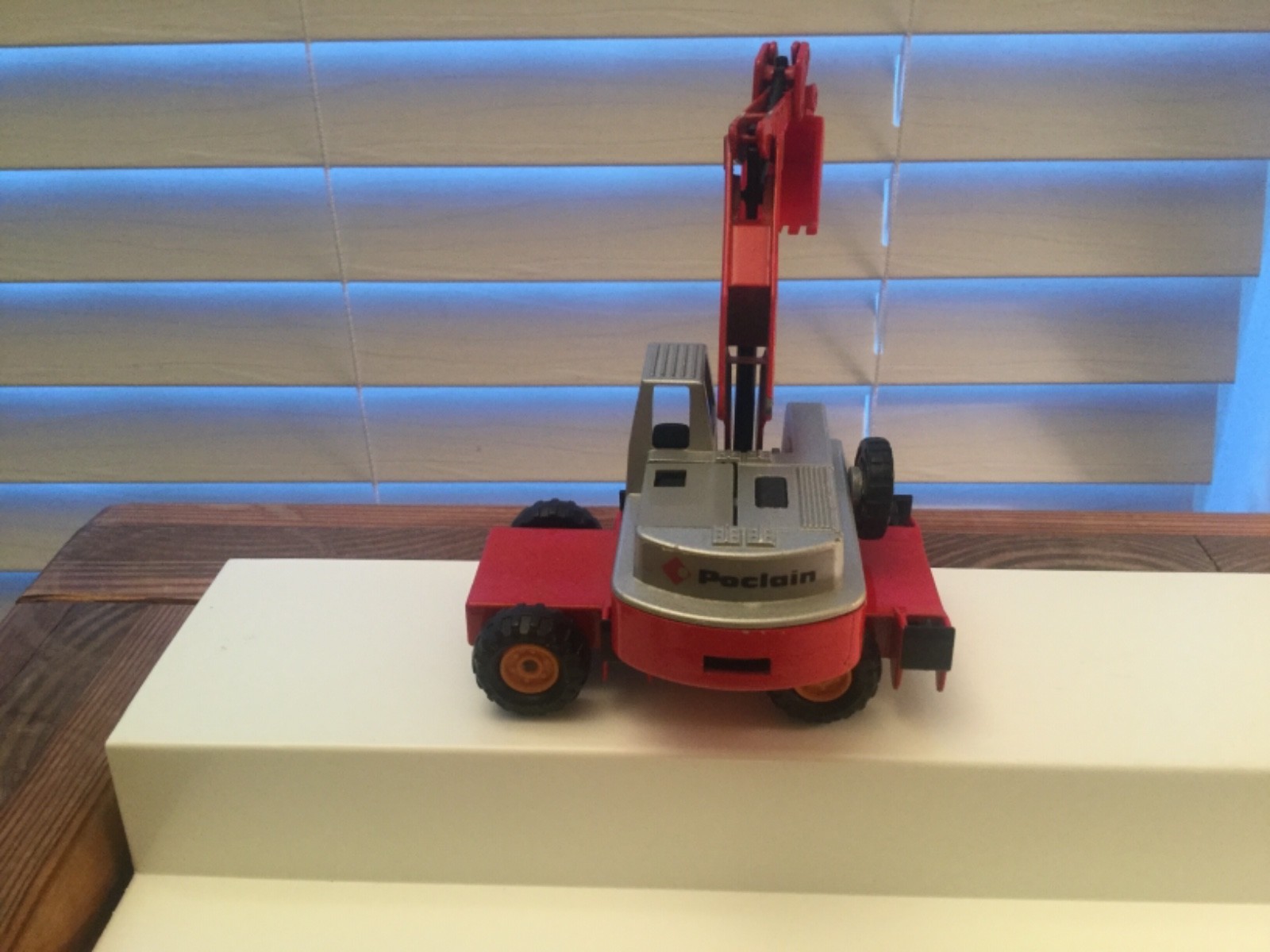 Majorette 1/56 Poclain 90 Wheeled Digger Excavator Shovel Tractor