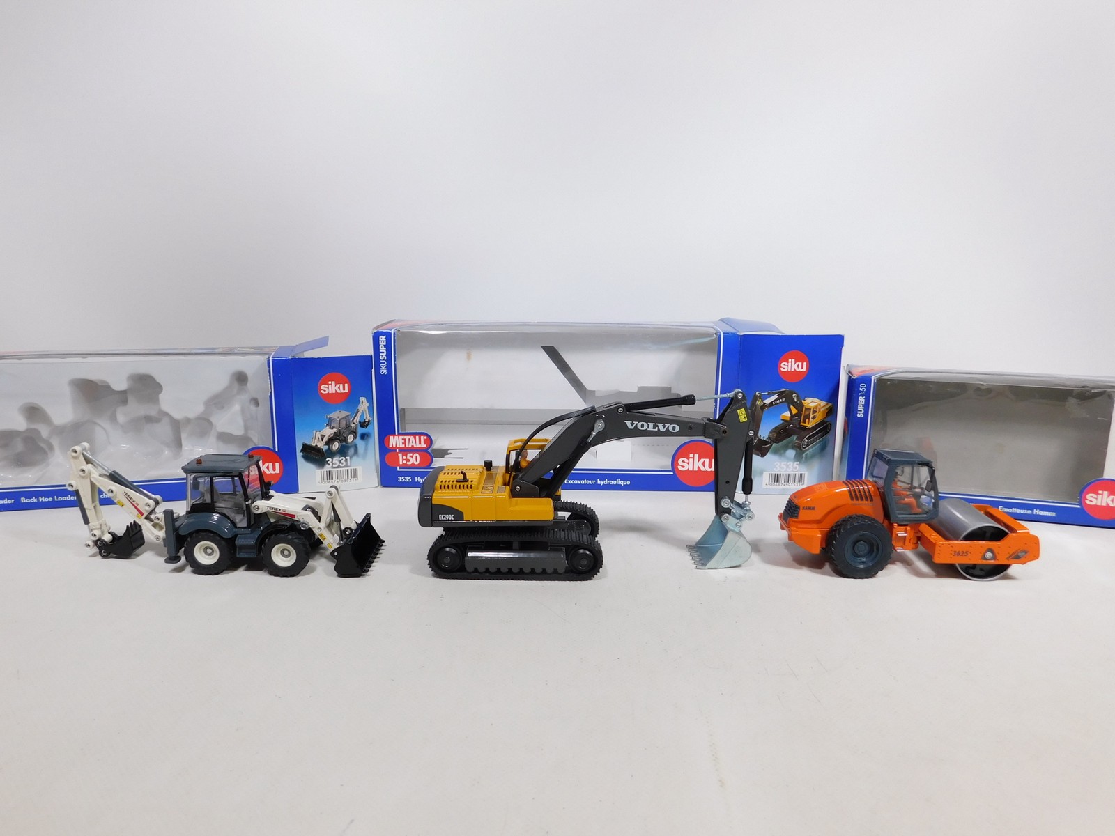 3x Siku 1:50 Metal Model: 3530+3531+3535 Excavator Volvo Mint +Box #DF725-3