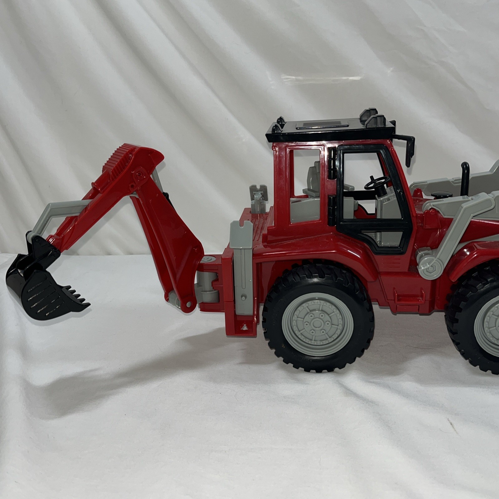 Driven By Battat Red Backhoe Battery Operated Sounds (Tested) Works. LNC