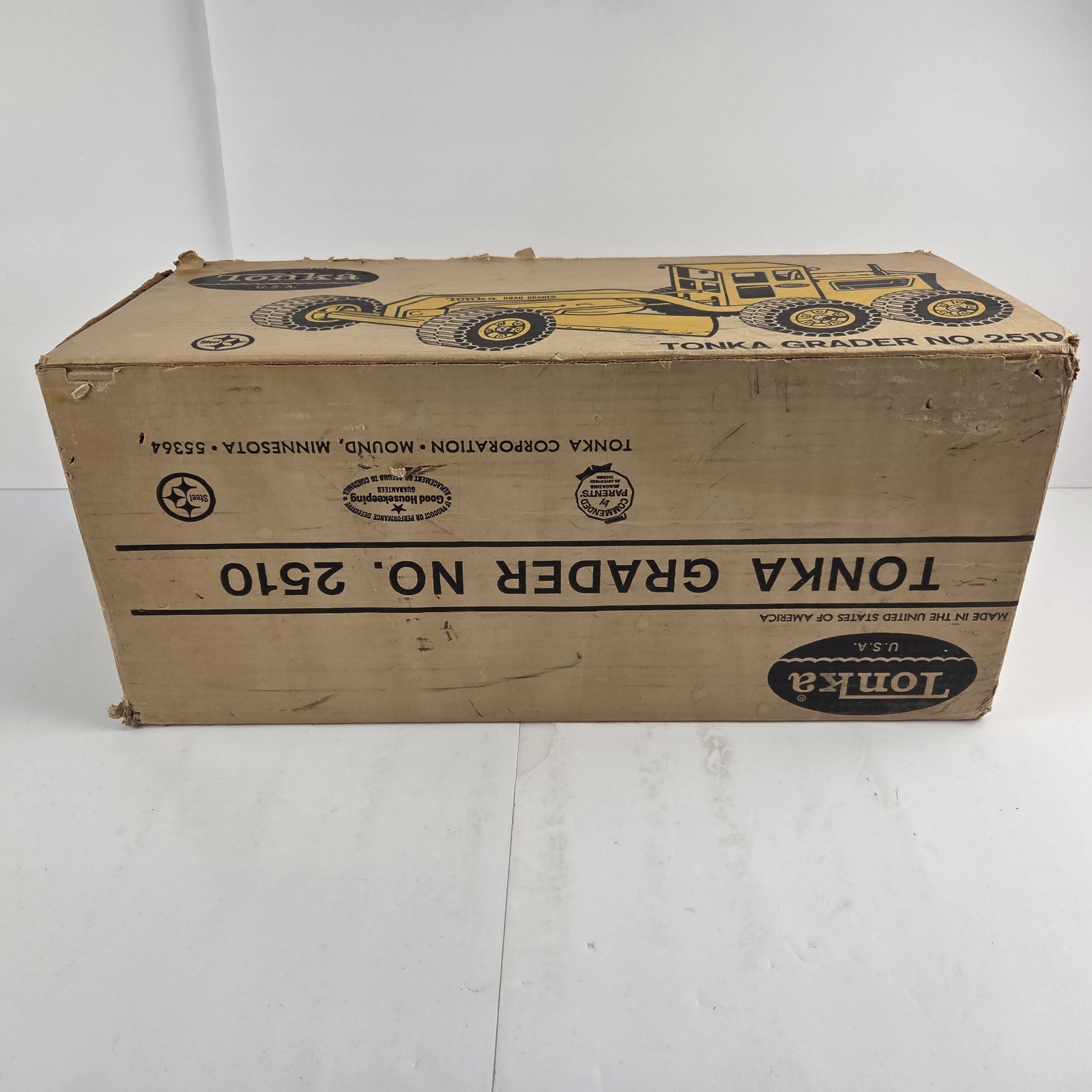 Vintage 1960’s Yellow Tonka U.S.A. Grader No. 2510 with Box