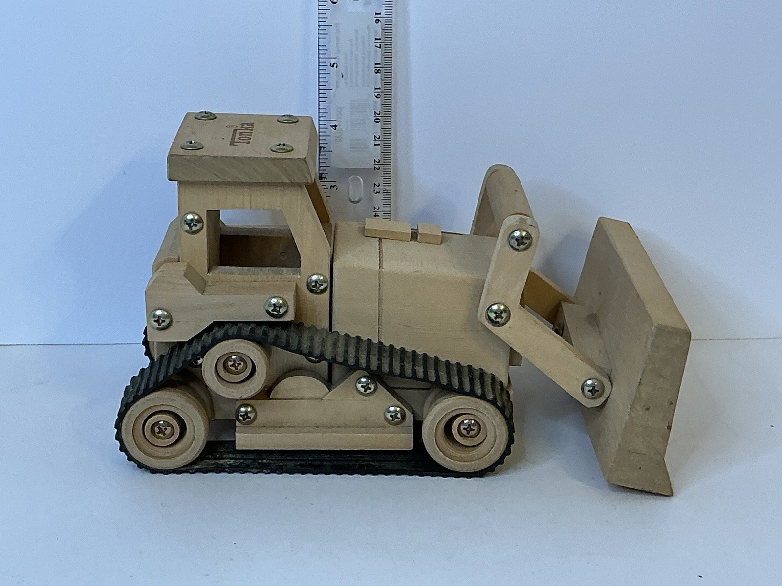 Tonka Wooden Bulldozer Toy Heavy Duty Machinery 8” Complete With rubber tracks