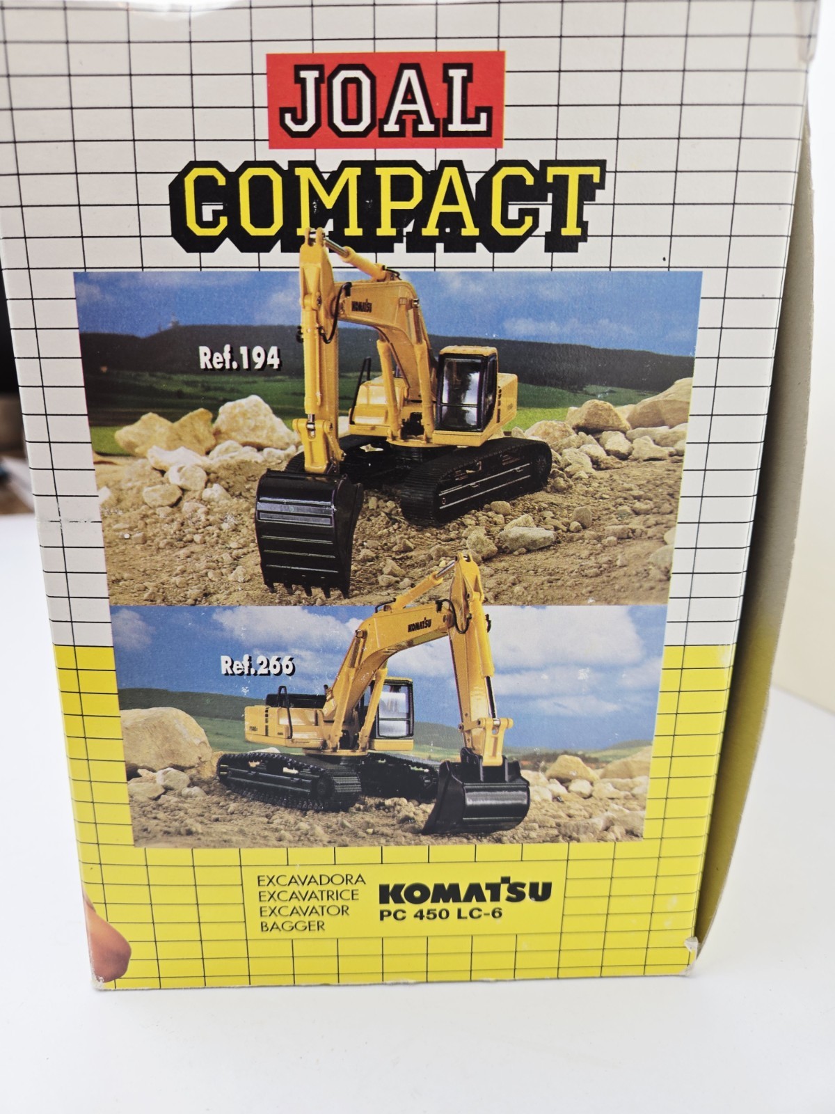 JOAL KOMATSU PC450LC-6 Diecast EXCAVATOR W/RUBBER TRACKS 1:32 SCALE N.I.B.