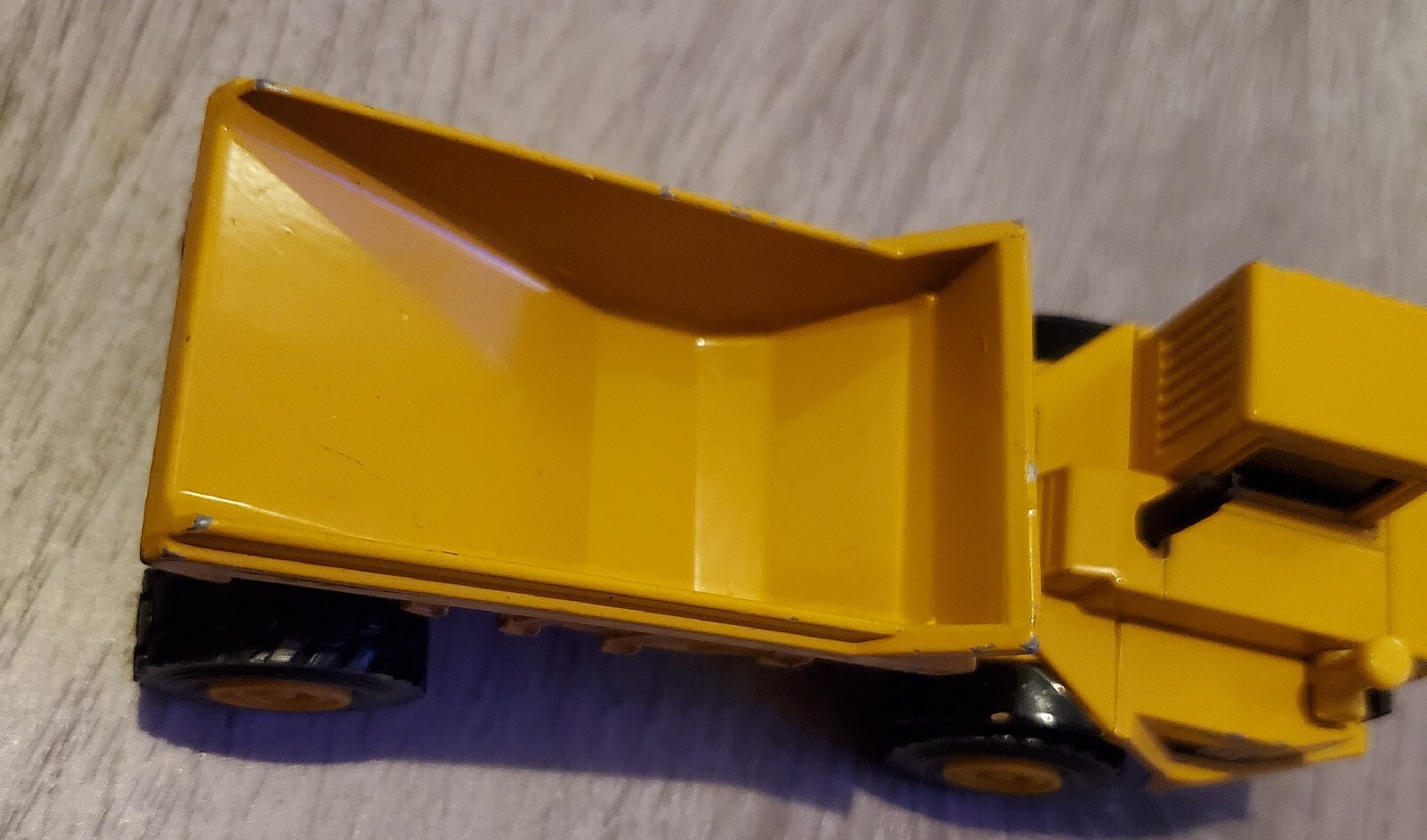 Norsscot CatD25D Articulated Dump Hauler Die-Cast Scale 1:64