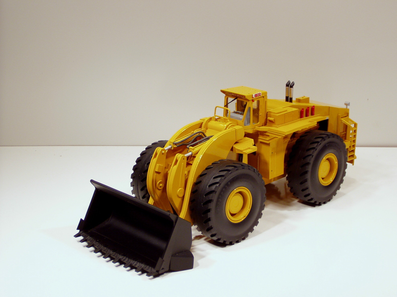 LeTourneau L1800 Wheel Loader – 1/48 – HartSmith Models – N.MIB