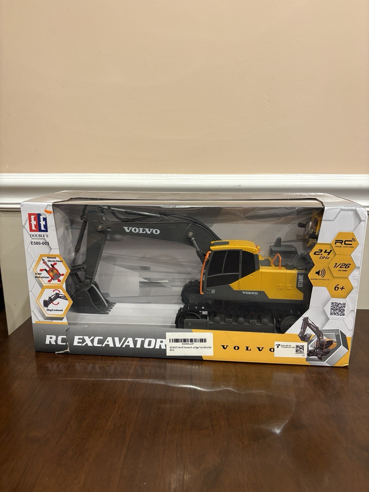 NEW Double E Volvo R/C Excavator 1/26 Scale with Lights & Sounds NIB e580-003