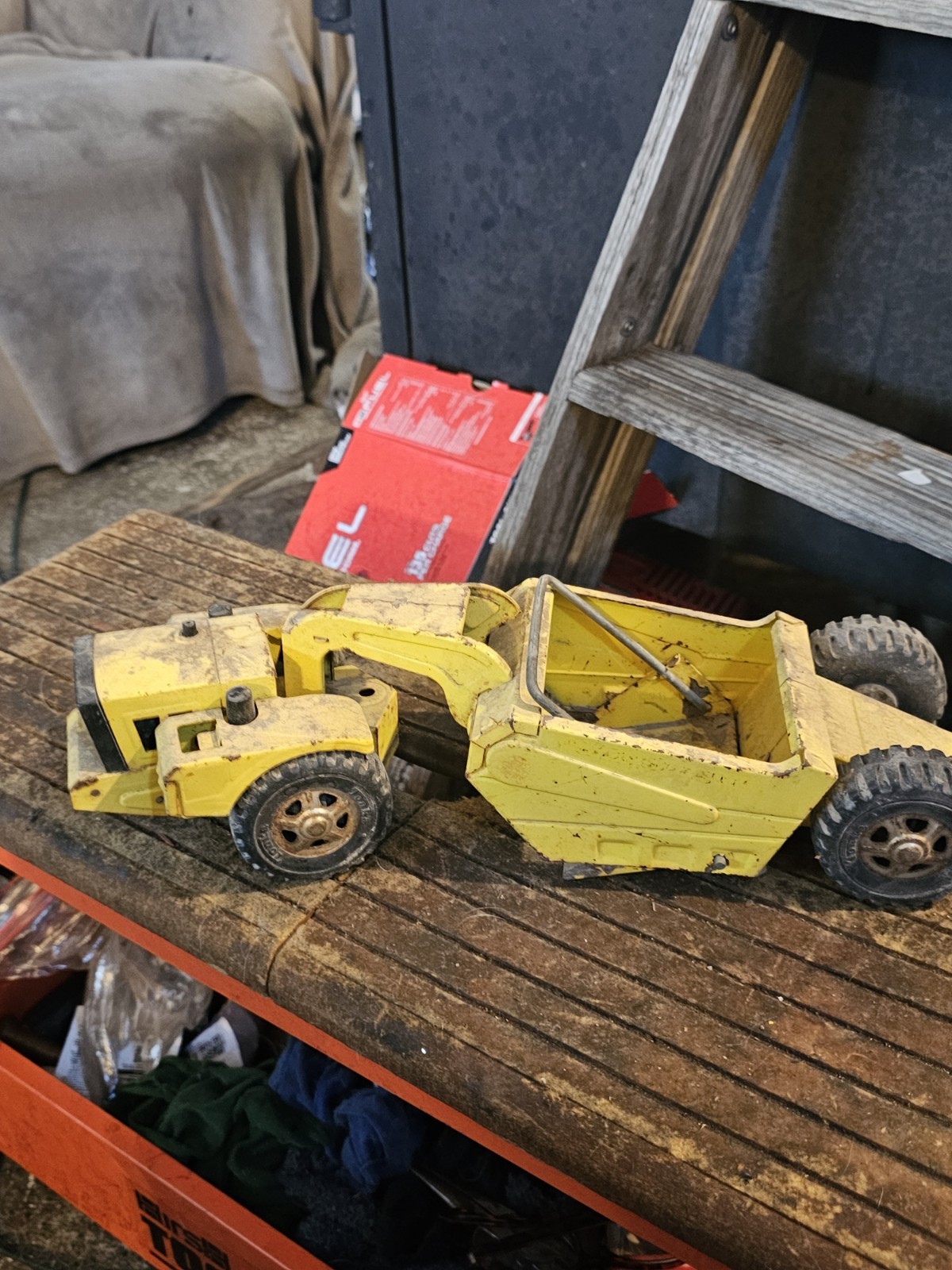 Vintage 1970 Mighty Scrapper Earth Mover Tonka.. Functional