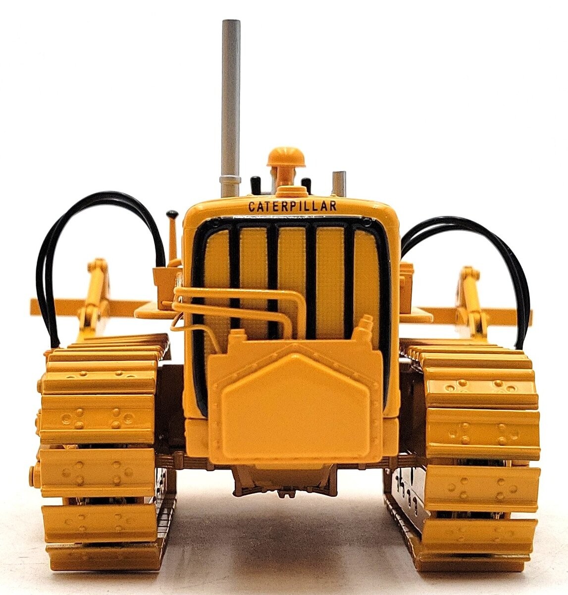 SpecCast CUST-782 1:16 Die-cast CAT D2 Track-Type Tractor w/ Tool Bar Blade EX