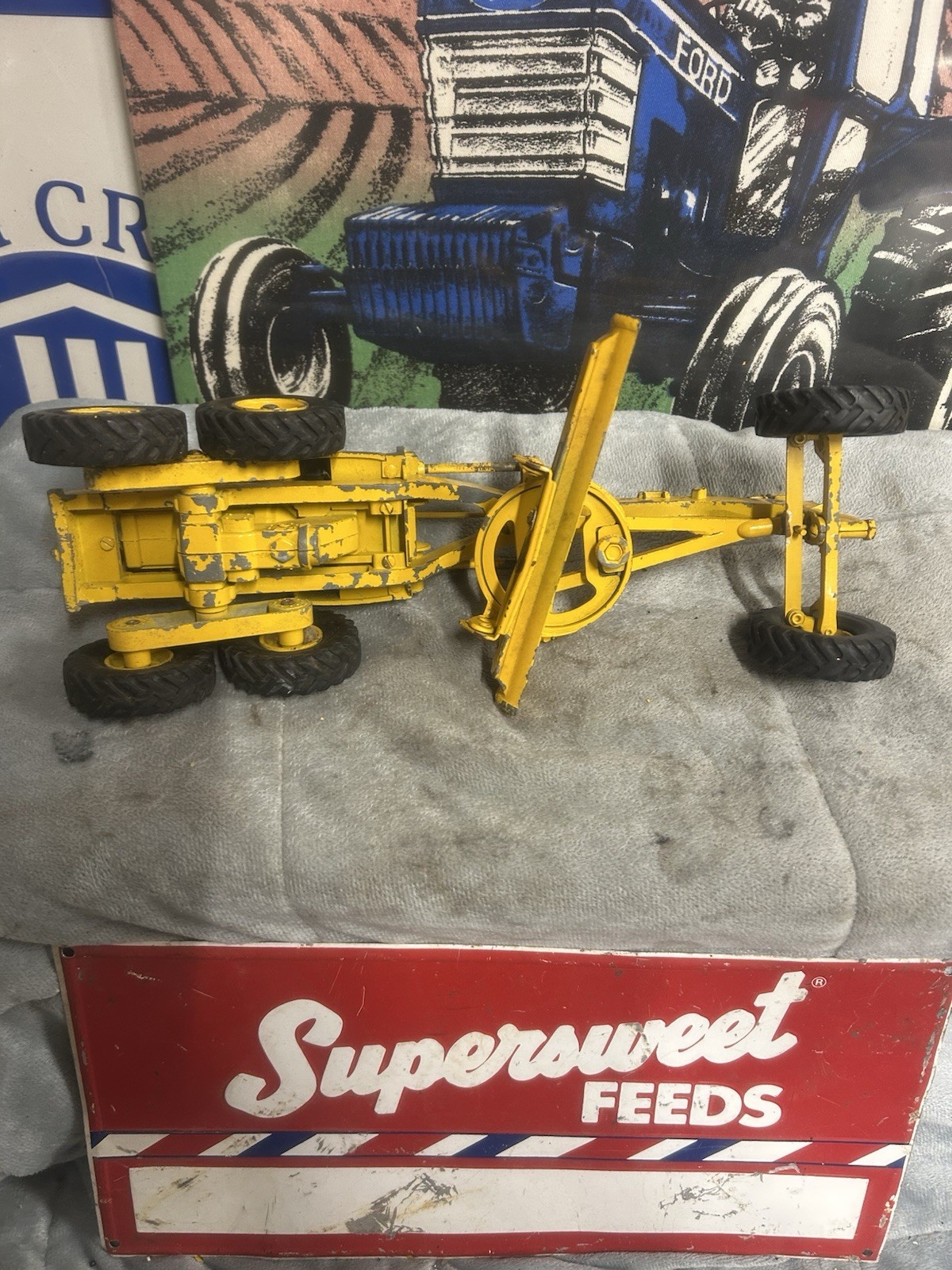 Vintage Reuhl 1/20 Caterpillar #12 Grader