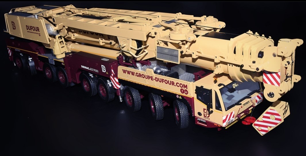 IMC MODELS,Mobile crane DEMAG AC700-9 DUFOUR, 1/50, IMC32-0086