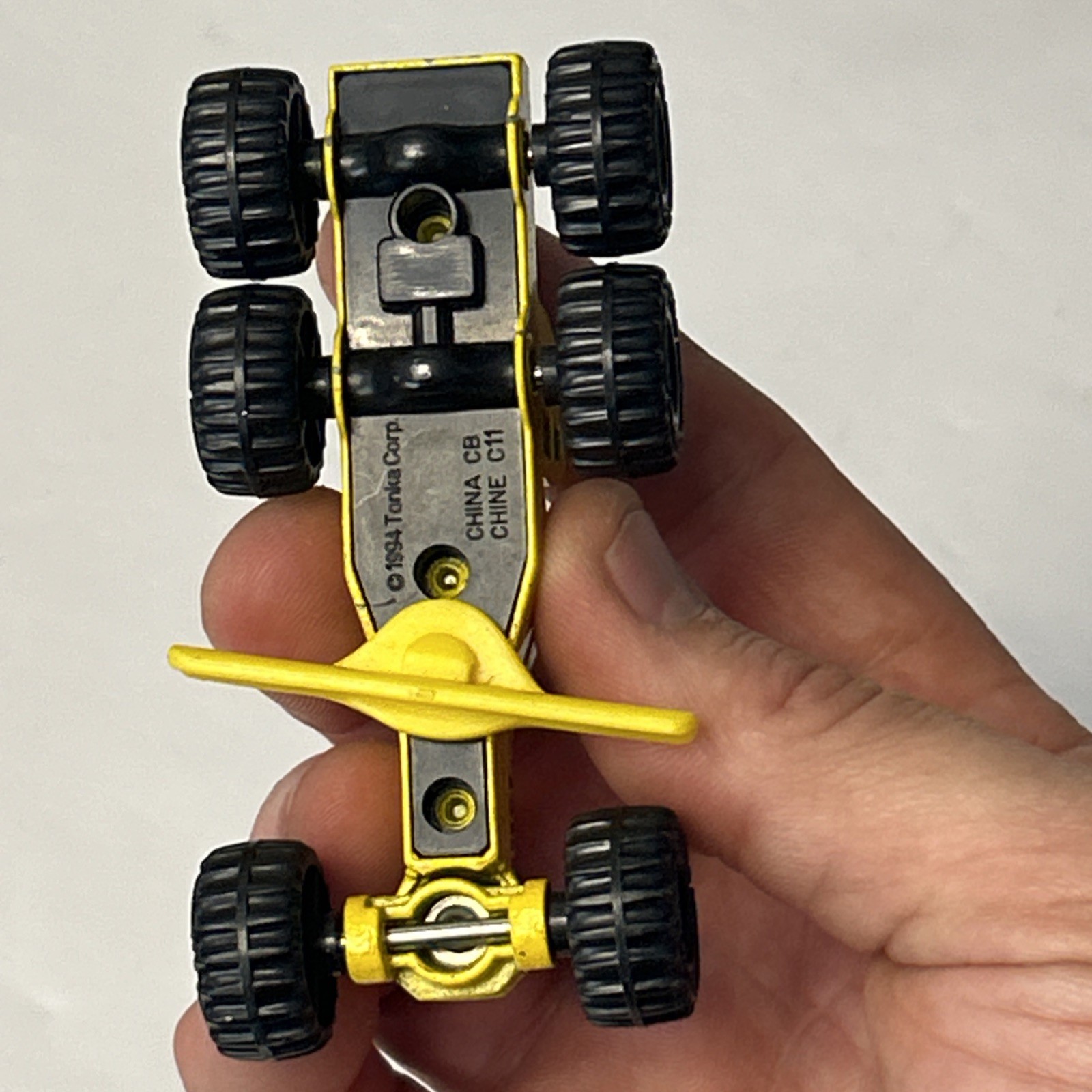 Vintage 1994 Tonka Yellow Road Grader / Earth Mover Construction 4″