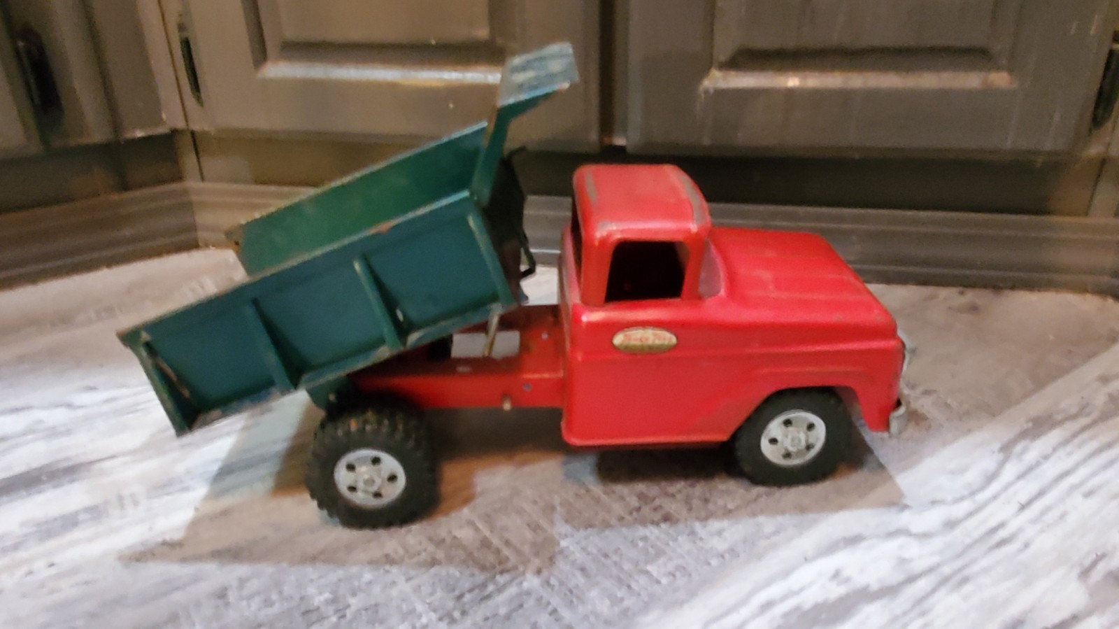 Vintage late 50s Pressed Steel Tonka Red Dump Truck