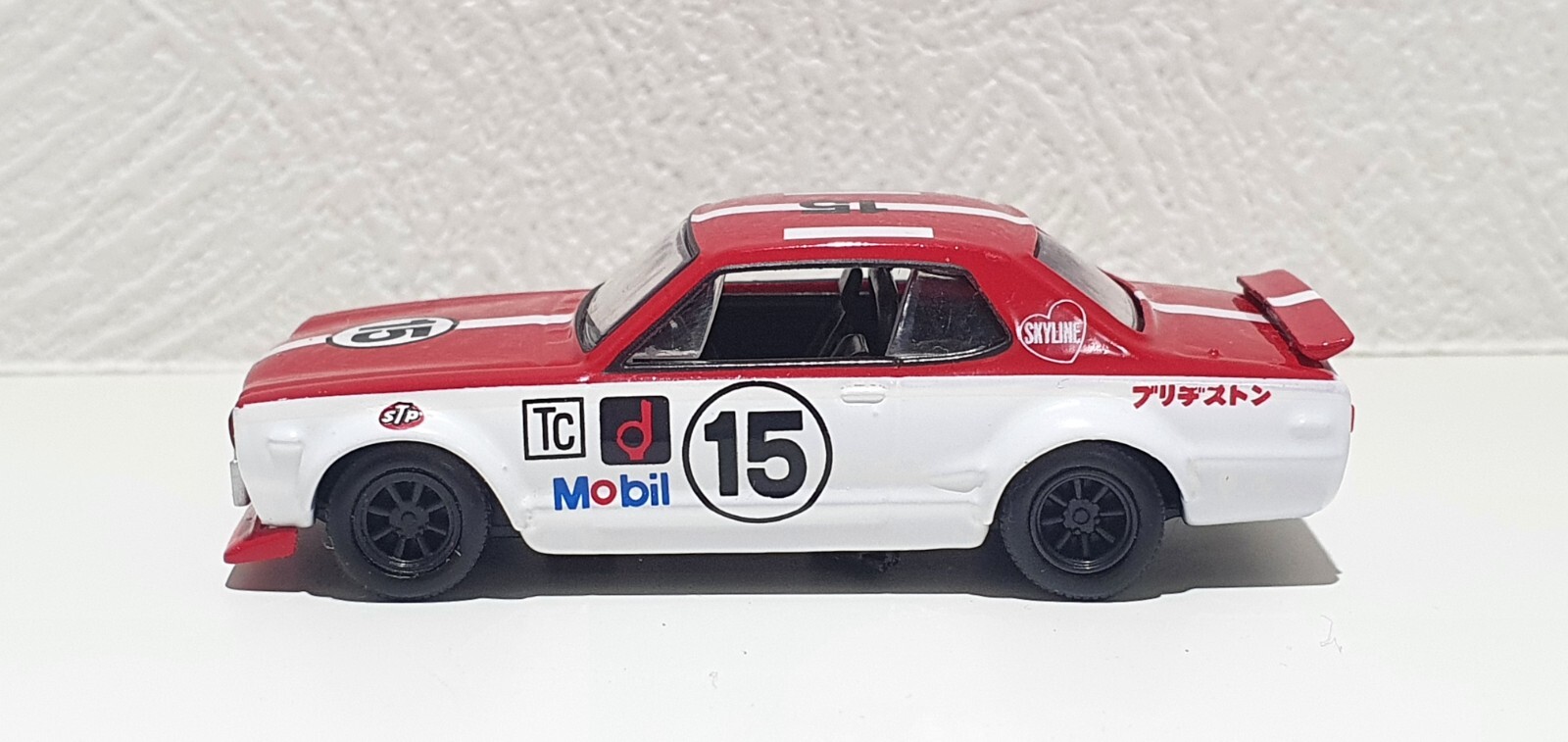 1/72 Real-X NISSAN SKYLINE 2000 GT-R KPGC10 RACING #15 diecast car model