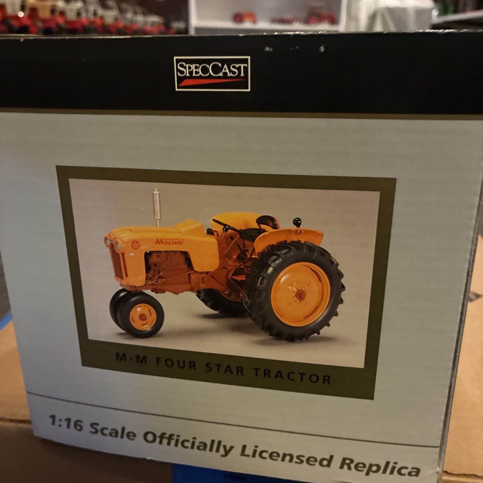 Spec Cast 1/16 High Detail Minneapolis Moline 4 Star Narrow Front Tractor SCT903