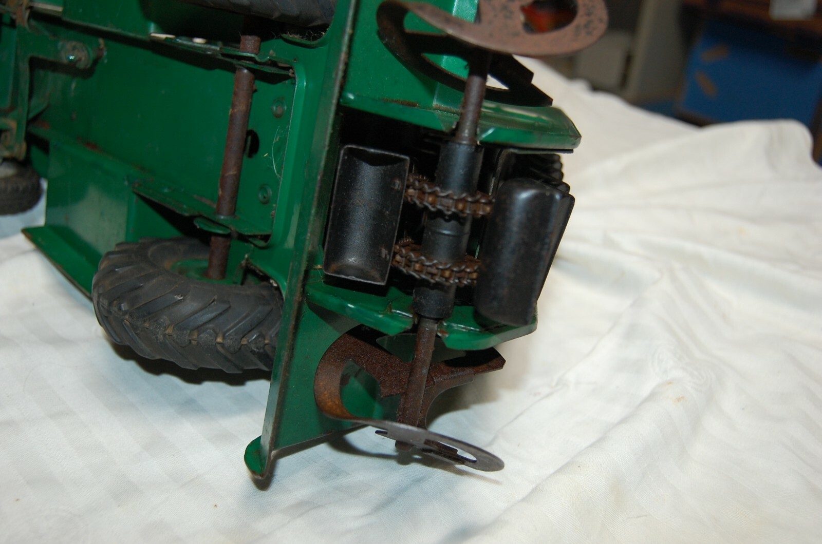 vintage Heiliner Model Toy Pressed Steel Earth Mover Coal Loader Scraper Dump