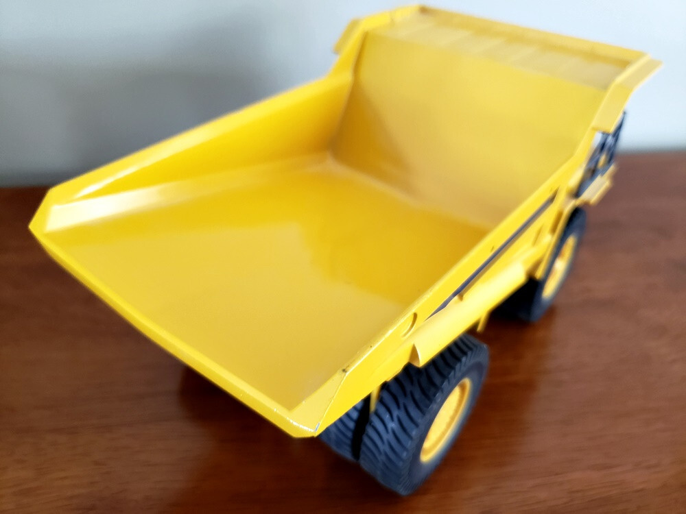 SHINSEI 1:45 Scale KOMATSU HD785 Dump Truck Diecast with Box 658 Japan