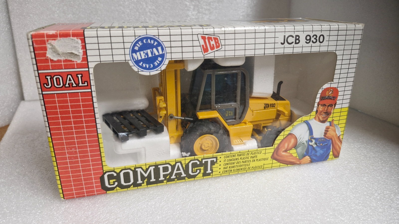 Joal 161 – JCB 930, 1:35 All Terrain Forklift