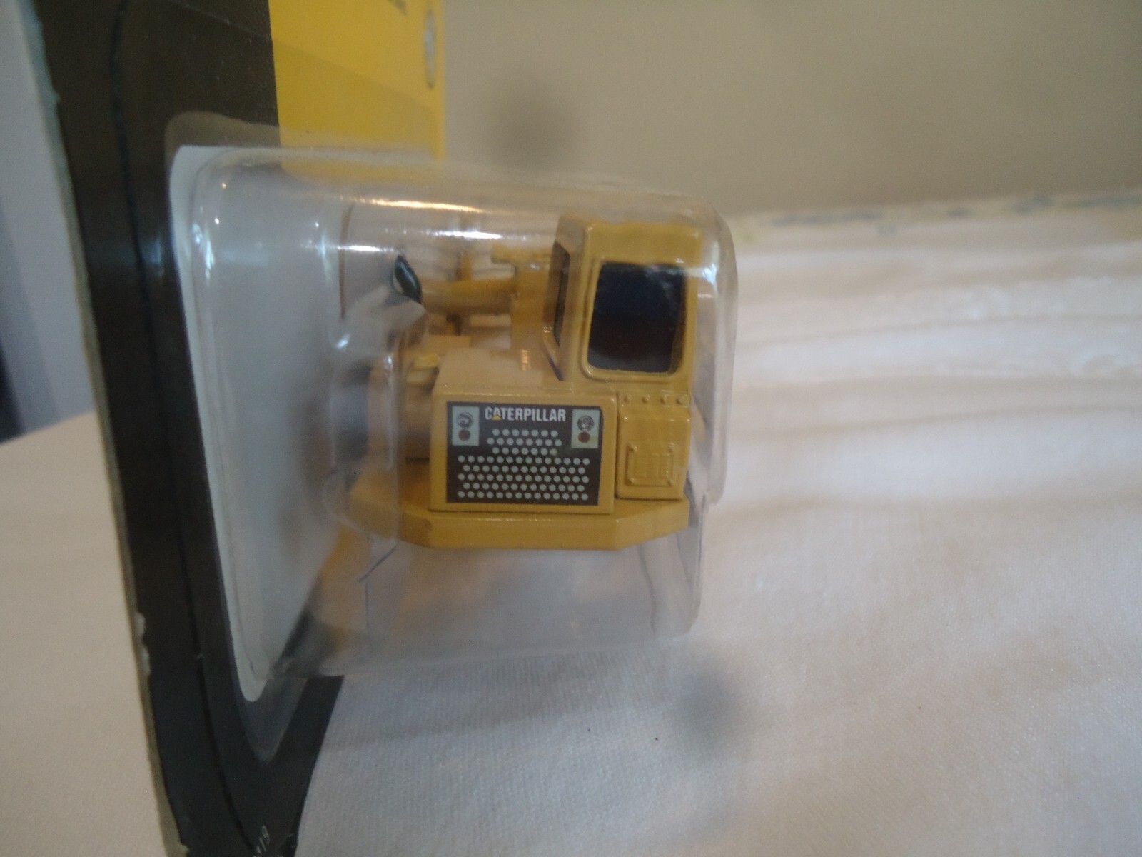 ERTL 1/64 Scale Caterpillar (CAT) 613C Elevating Scraper 2419