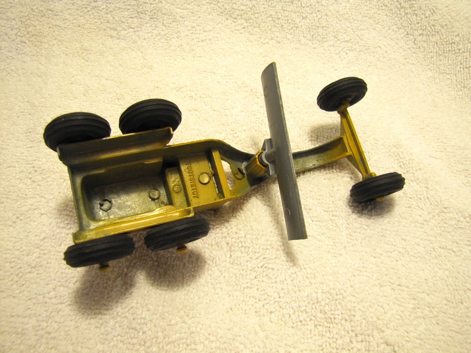 VINTAGE 1950’S TOOTSIE TOY ROAD GRADER SCRAPER TRACTOR 1/43 GREAT CONDITION