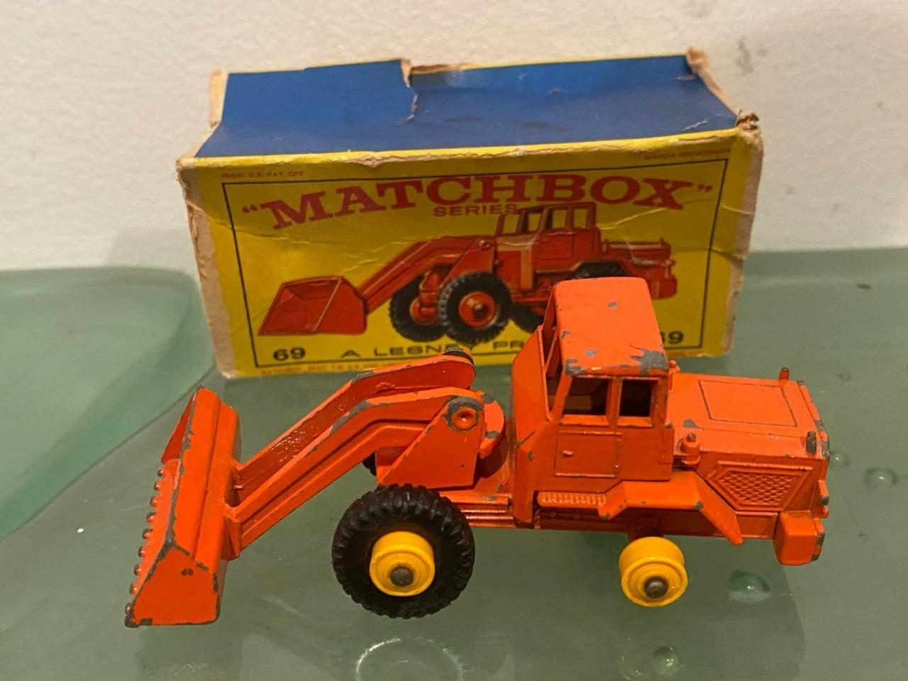 Matchbox Lesney 1965 Vtg Orange Tractor Shovel No 69-B V.2 Hatra, Box England