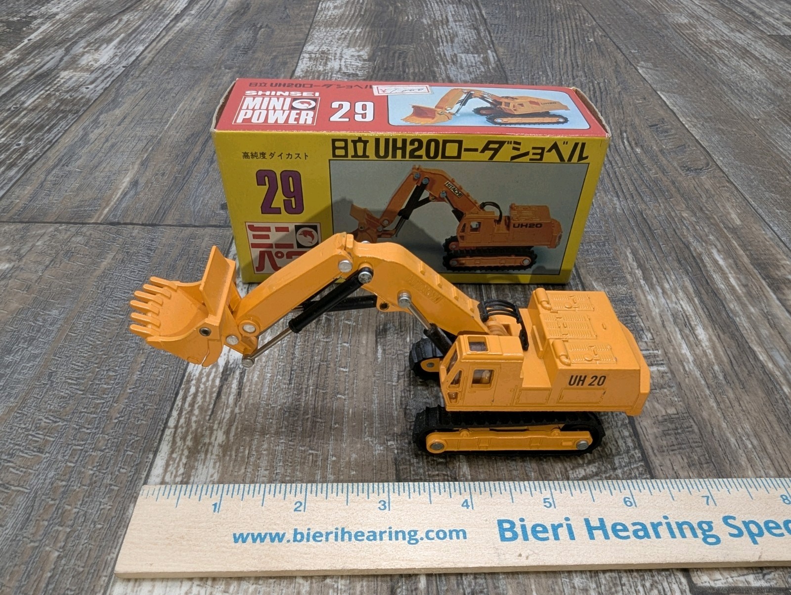 Shinsei Hitachi Loader UH20 Shovel Mini Power Japan #29 With Original Box VG