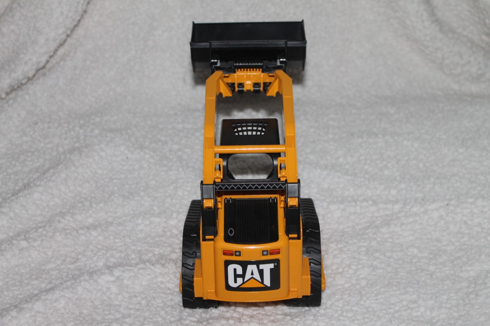 BRUDER CAT CATERPILLAR MULTI TERRAIN LOADER DIGGER VEHICLE 1:16 EUC