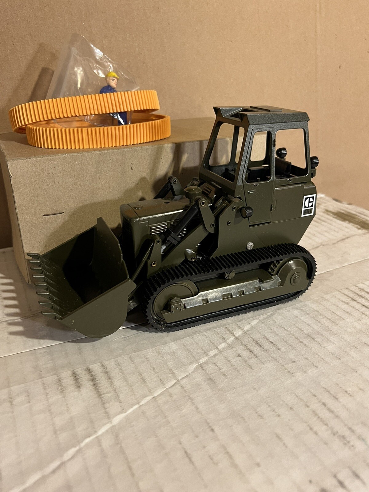 RARE NZG Caterpillar 941 Track-Type Loader Military Green W/ Orange Tracks