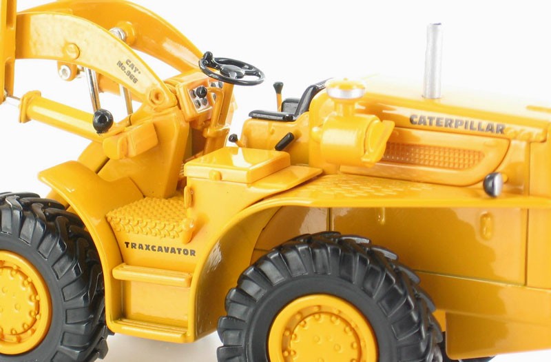 Norscot 55232 1:50 Die Cast Caterpillar 966A Traxcavator