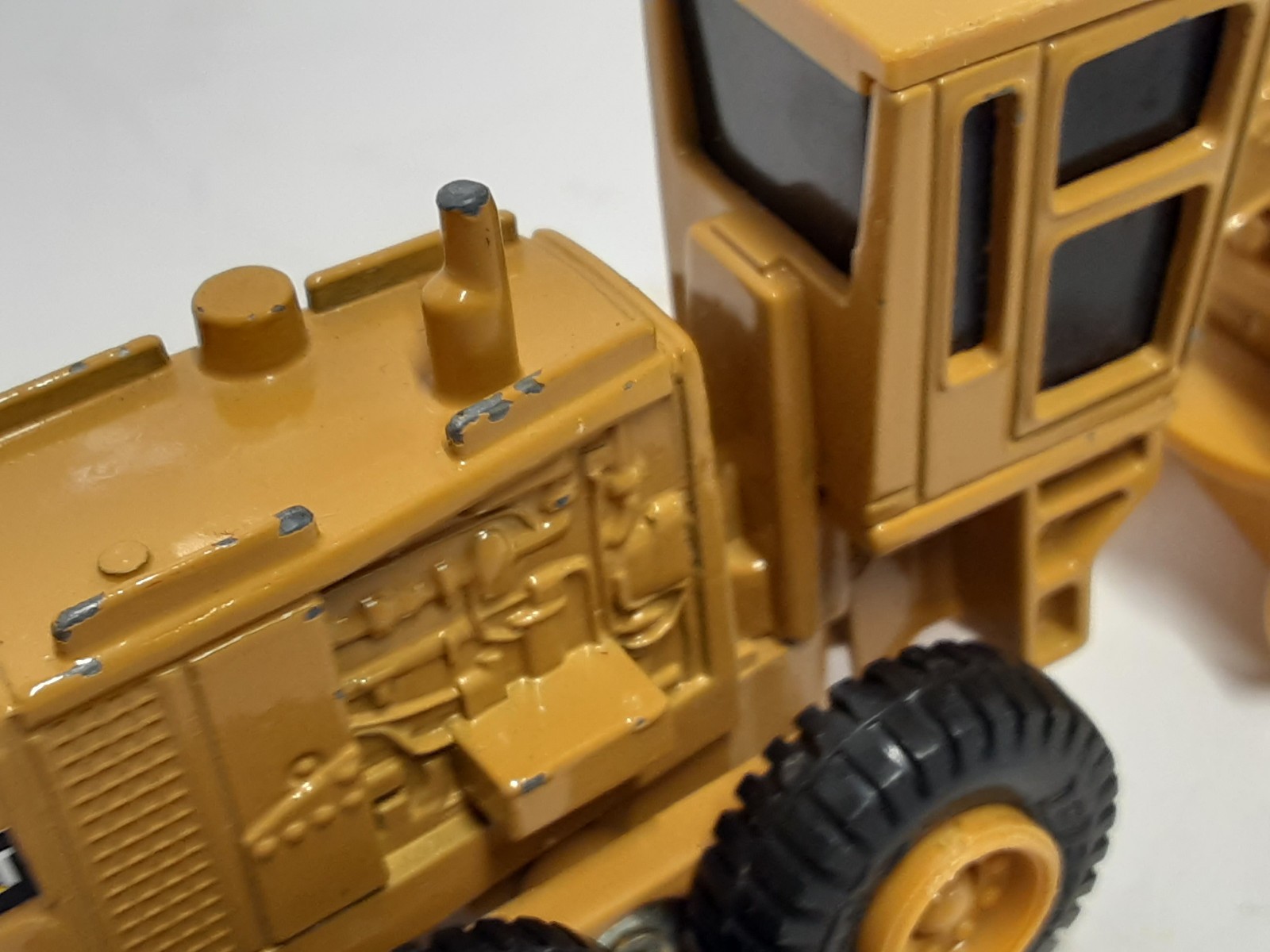 CAT Articulated Motorgrader Model 12G Scale 1:64 Die-cast ERTL, No Box…