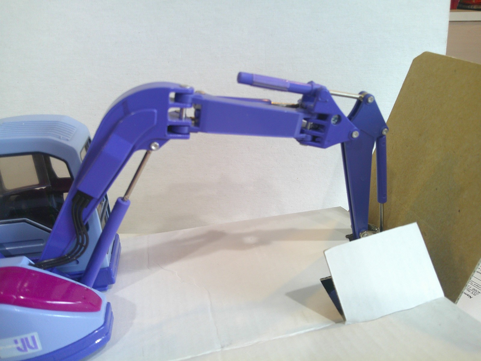 Avance UU Komatsu PC75UU Shovel Purple 1:30 scale Good++ Box