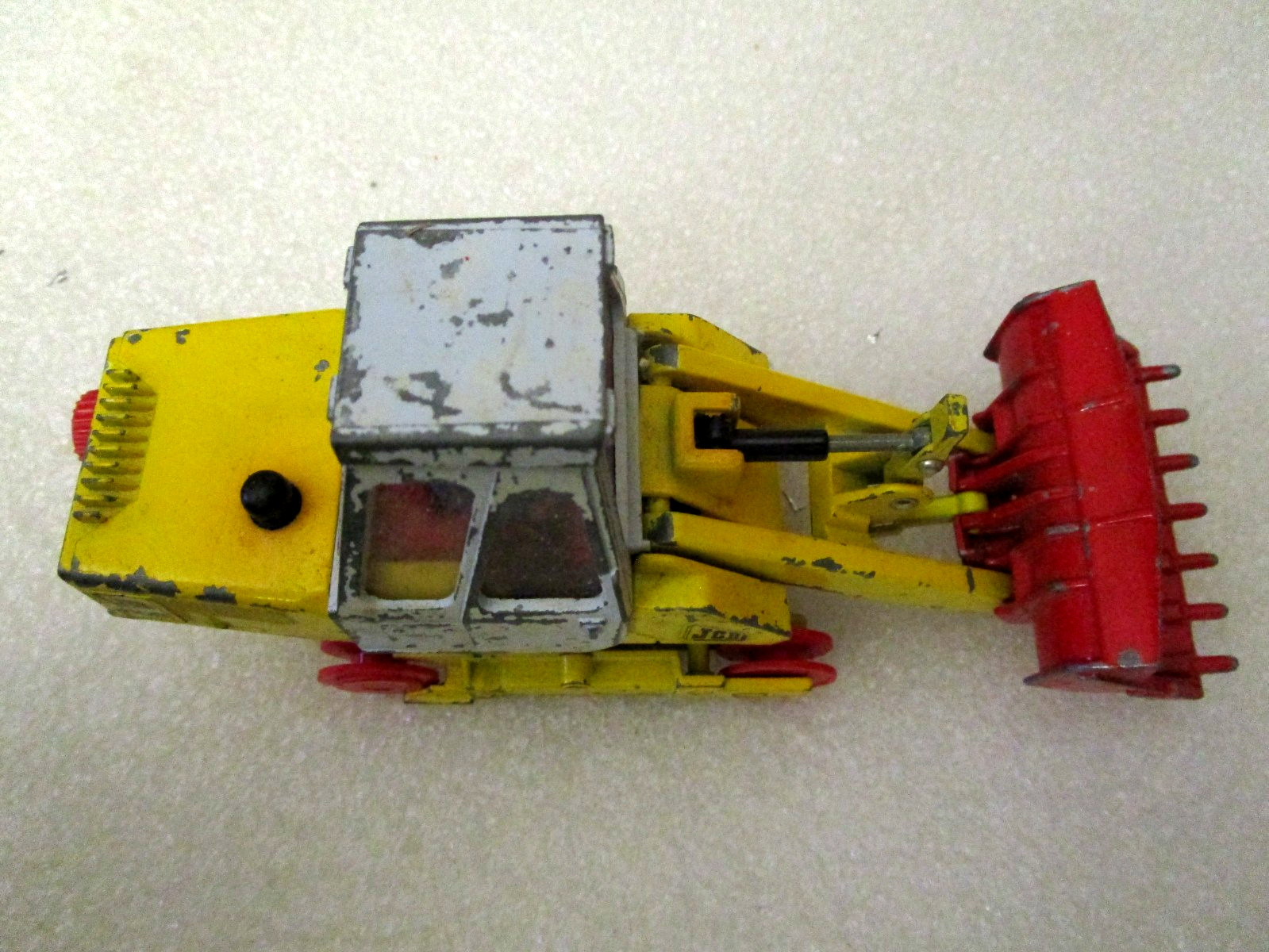 Vintage Corgi Major JCB 110B Crawler Loader & Driver Made in Hong Kong 6.5″