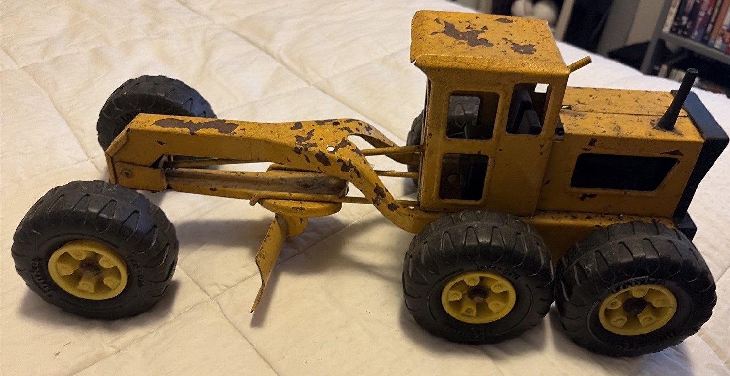 Vintage 1970s Tonka Road Grader MR 970 Pressed Steel Construction Toy CL