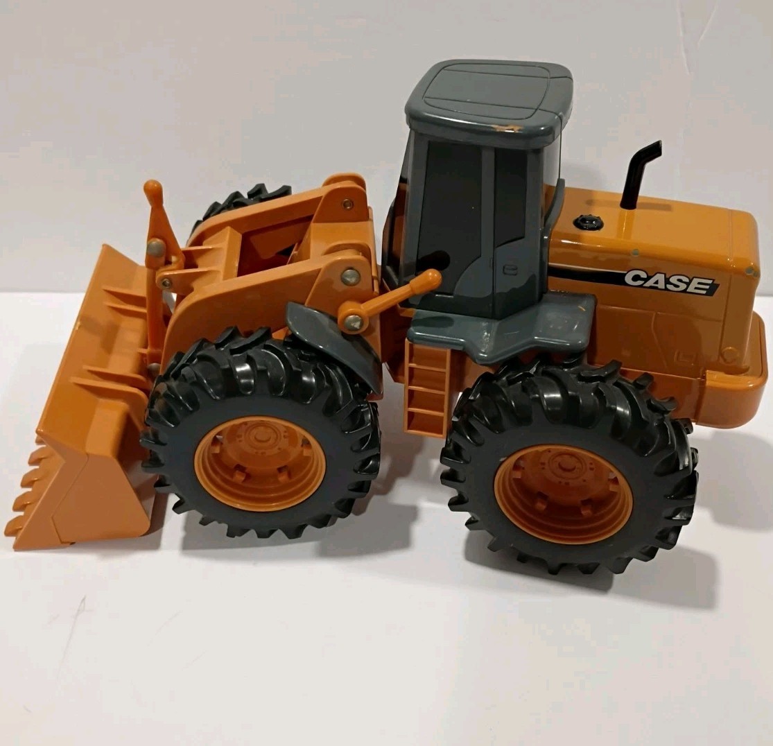 Ertl Case Front Wheel Loader Toy Articulated 2 Levers 1/16 Farm Farming