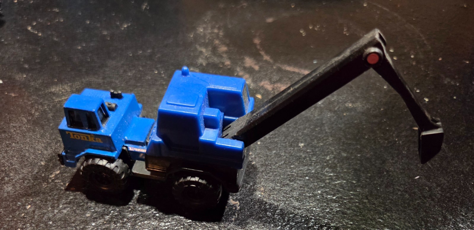 1992 Vintage Tonka crane