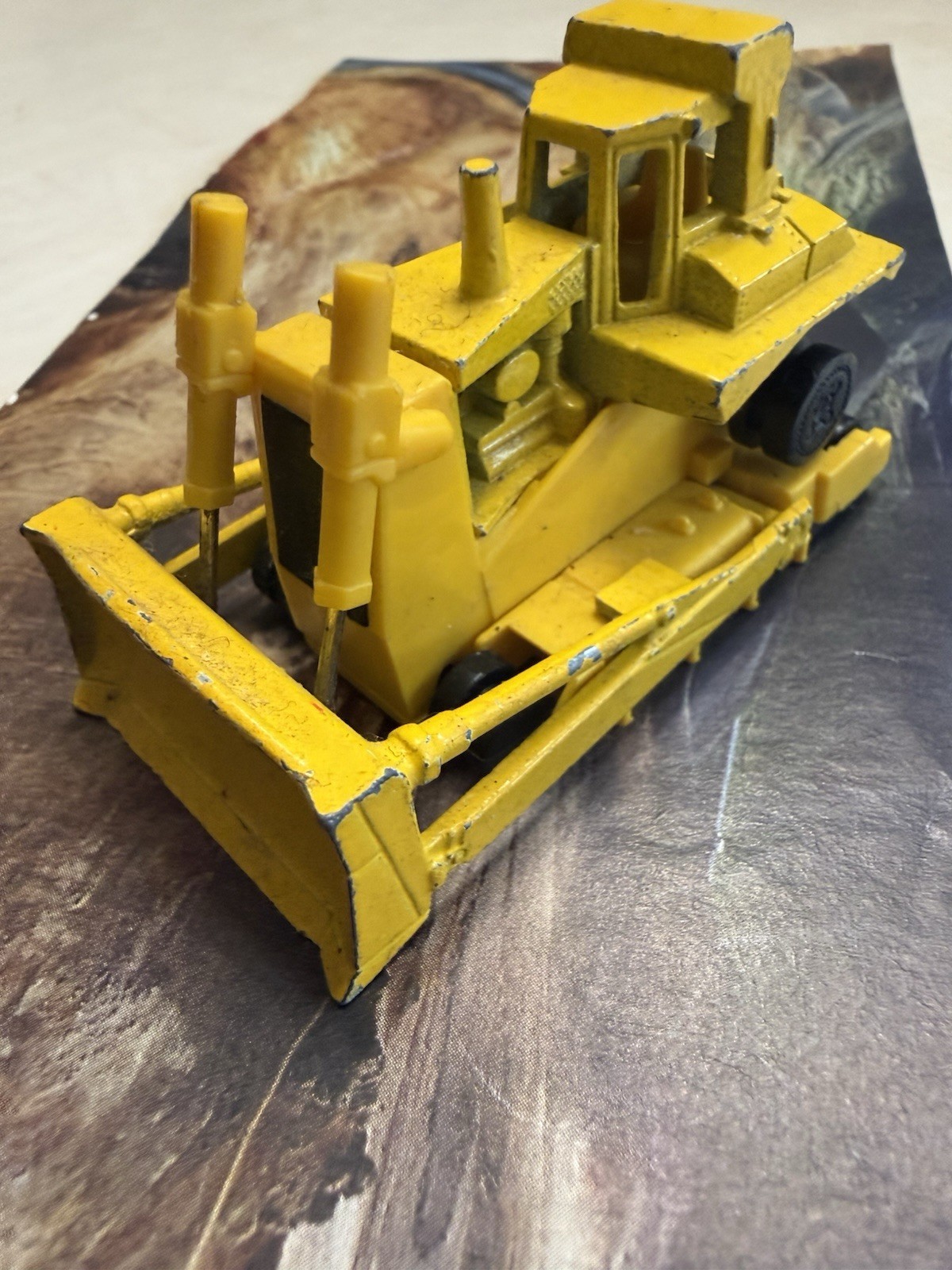 VTG HOTWHEELS Mattel 1979 Workhorse CAT Bulldozer Yellow Diecast Made In HK