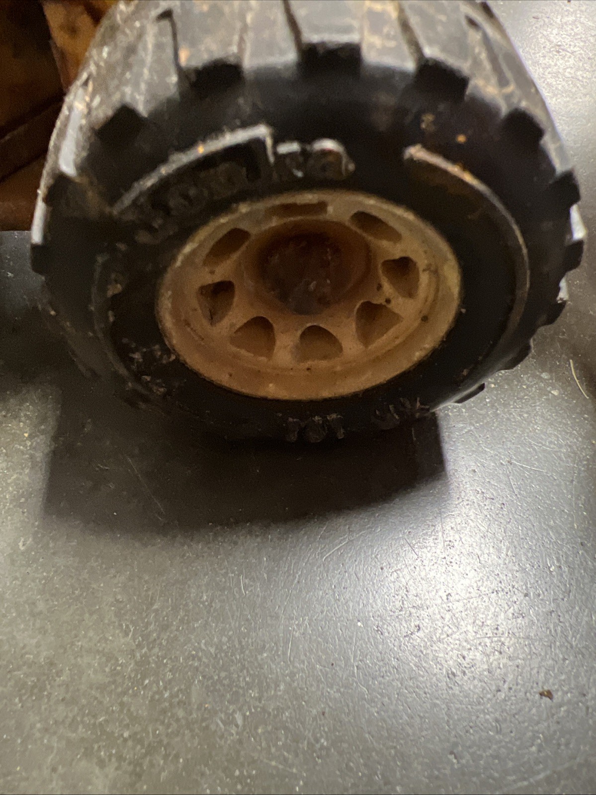 Vintage Tonka Pressed Steel 52900 XR-101 Tire Payloader Loader Yellow