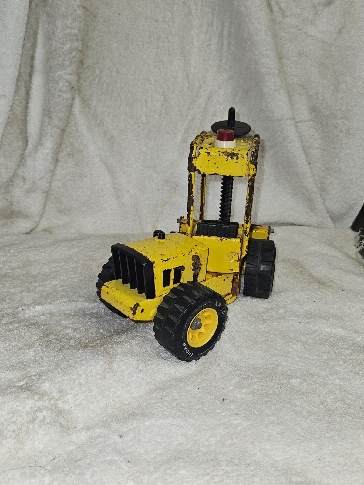 Tonka Forklift Truck # 52900 • XR-101 • Pressed Steel Metal Toy • 1970s Vintage