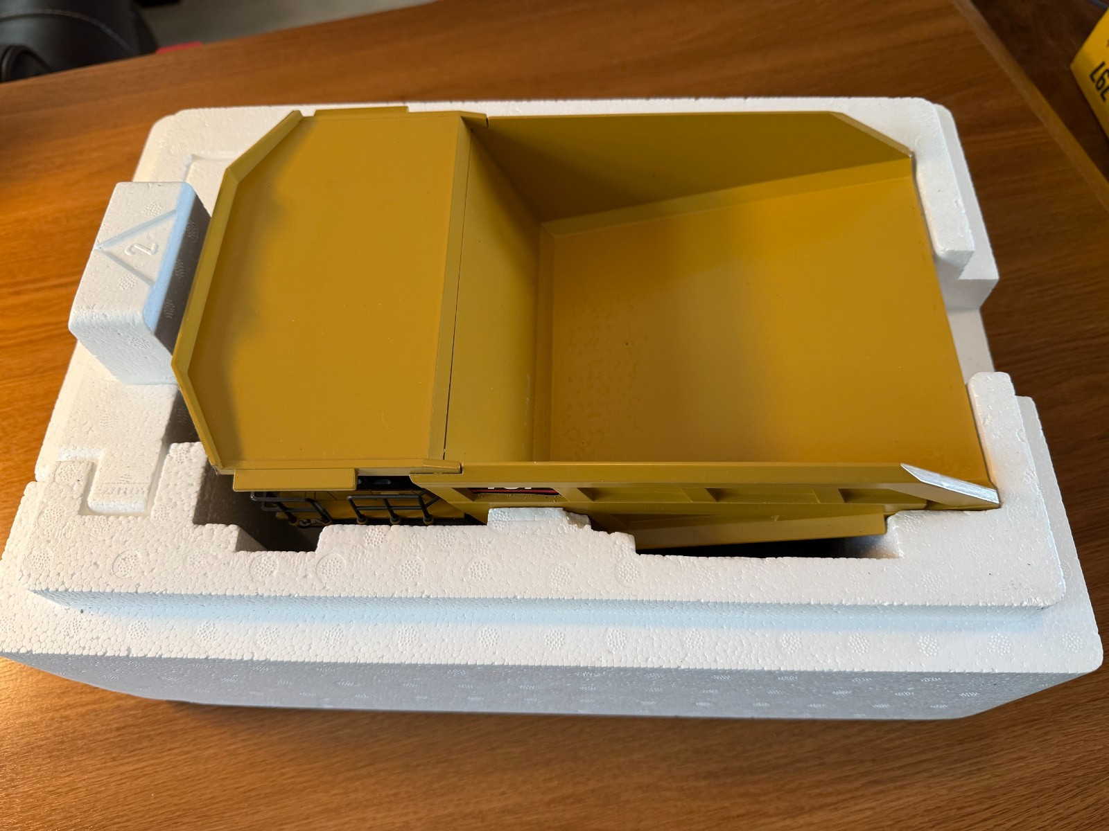 CAT 1:50 797 Mining Off-Highway Truck Diecast Rare, Great Condition Original 797