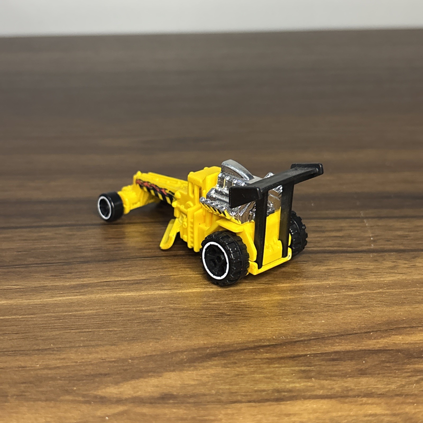 Street Cleaver | Hot Wheels HW City | 1:64 Scale Car Mattel | R1