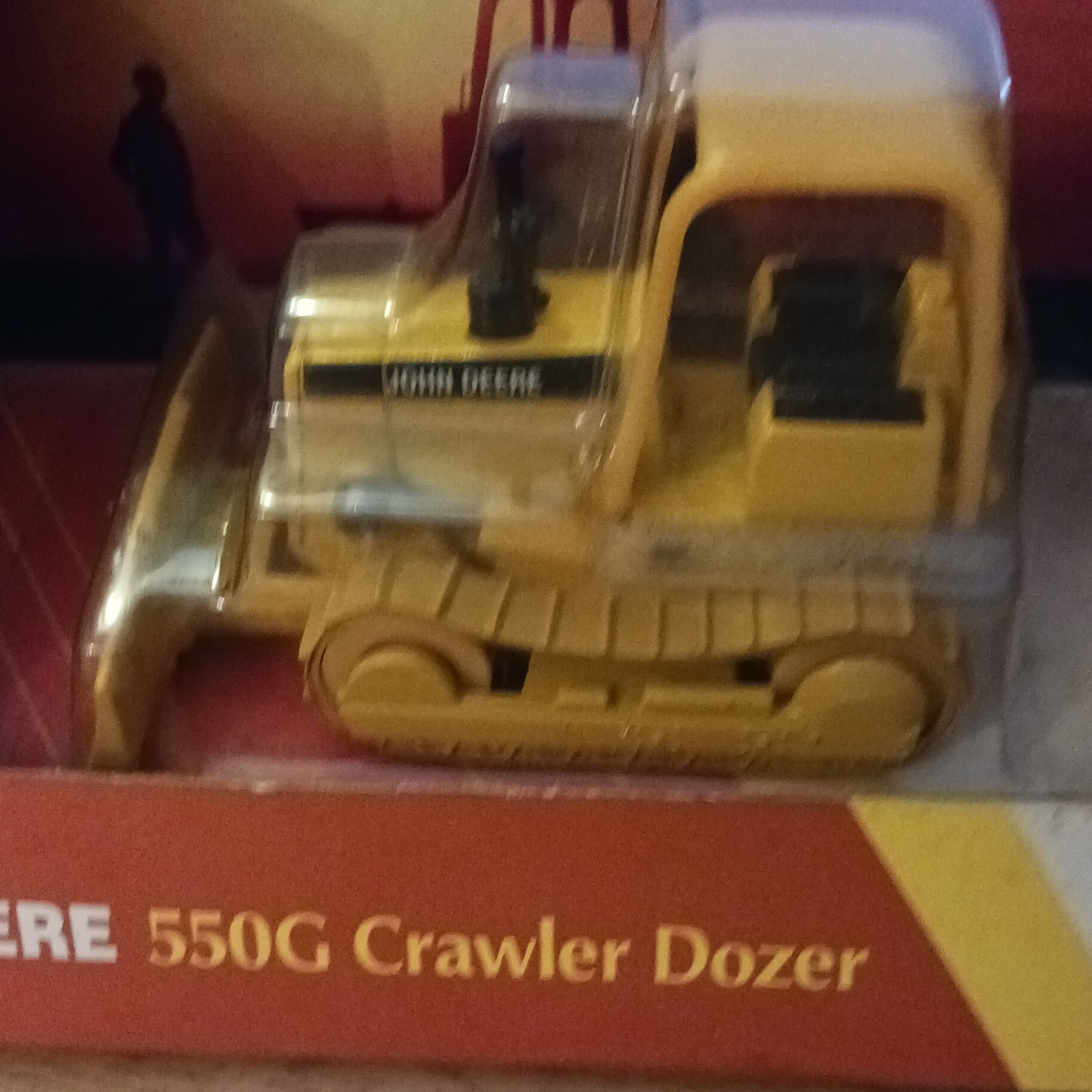 ERTL John Deere 550G Crawler Dozer 1:64 Diecast Yellow/Black Movable Tracks 568