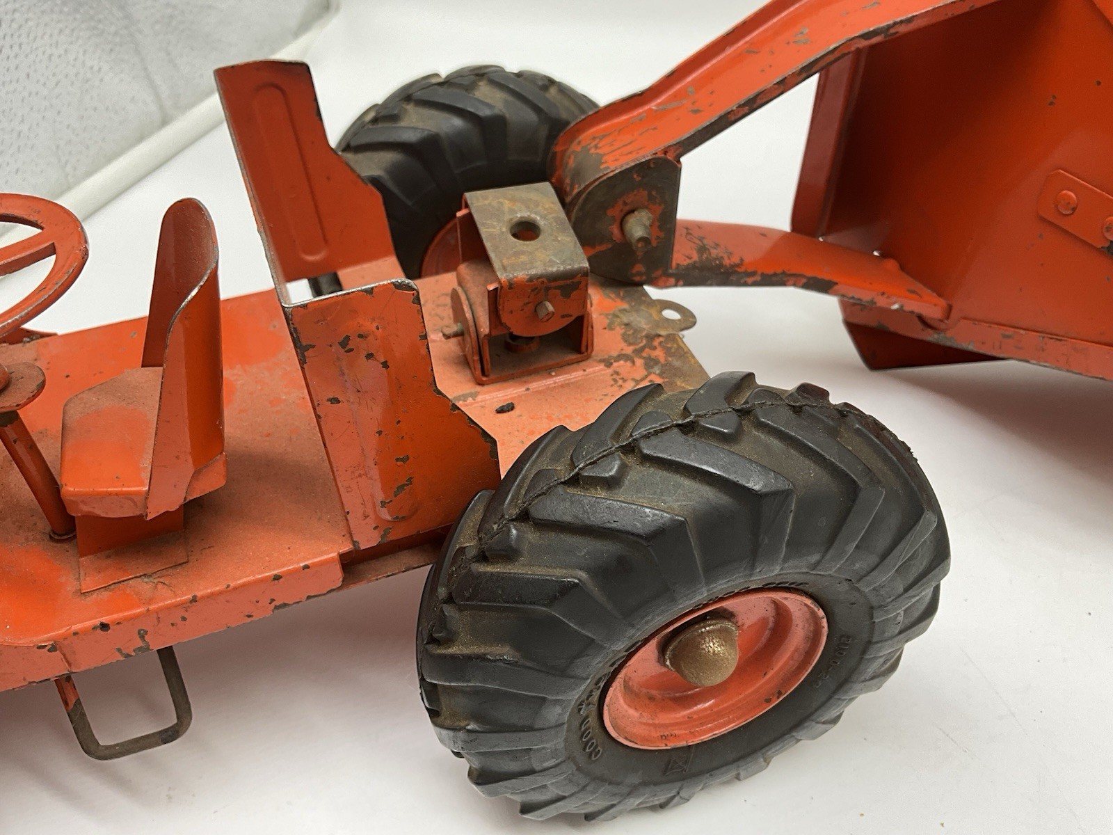 Doepke Euclid Tractor Toy Earth Mover 26″ Red Goodyear Tires Vintage 1950’s