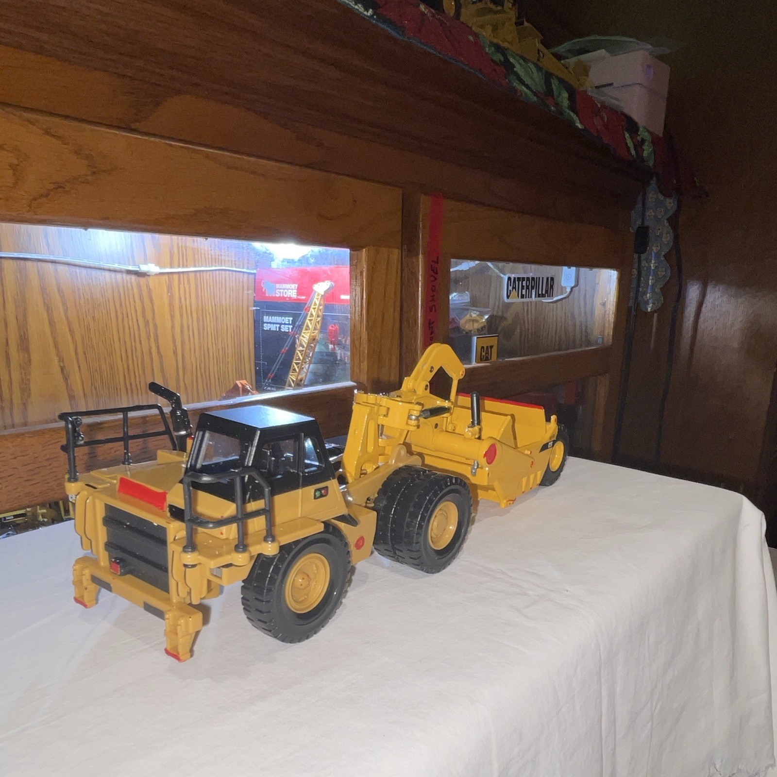 CAT 775E Truck & 631D Scraper Diecast Construction Equipment Yellow Black