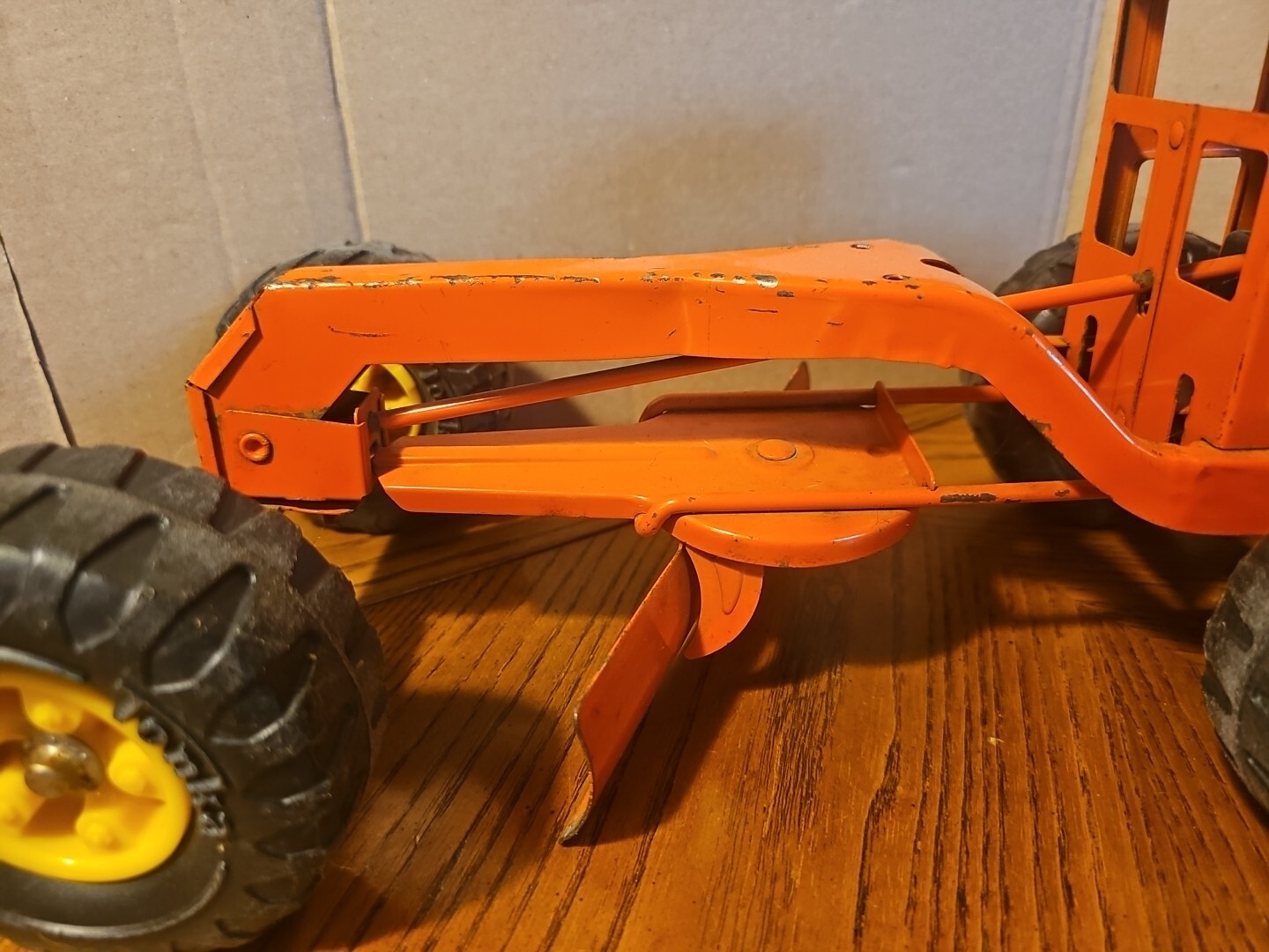 Vintage 1970’s Tonka MR-970 On Wheels ORANGE Pressed Steel Toy Road Grader